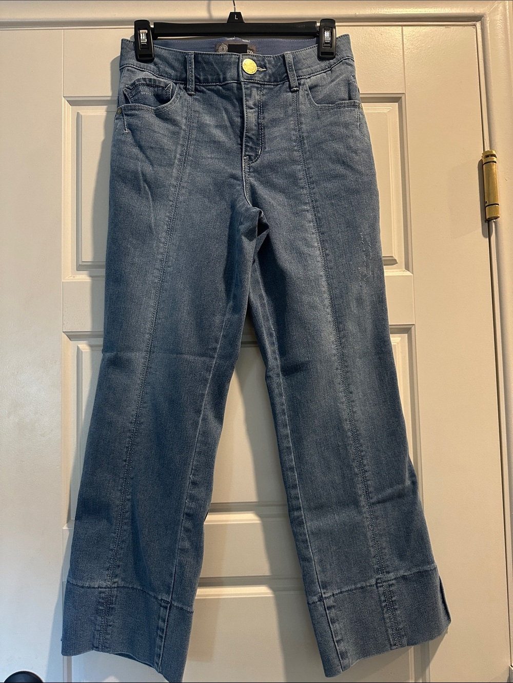 Democracy “Ab” thechnology Light Blue Wide-Leg Flare Jeans